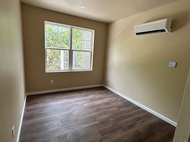 4209 Menga Dr #1A — Photo 8