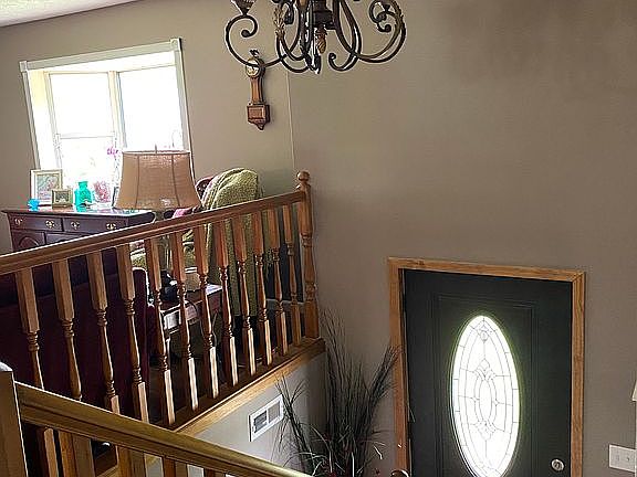 Overlook to front door