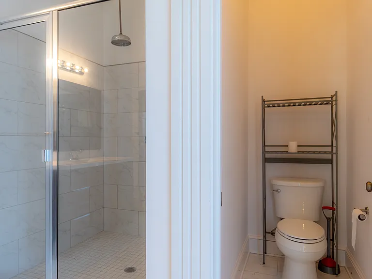 72 Flora Ave NE — Photo 30