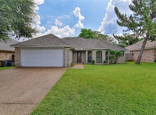 8021 Tree Leaf Ln, Fort Worth, TX 76123
