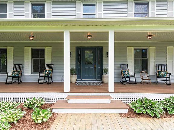 3rd image of 18366 Heritage Cir