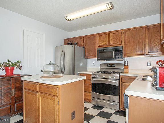 5th image of 6557 Old Carriage Ln
