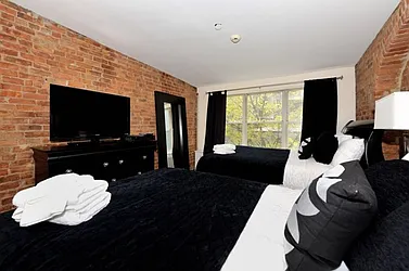 Rented by Eisenberg Exclusives