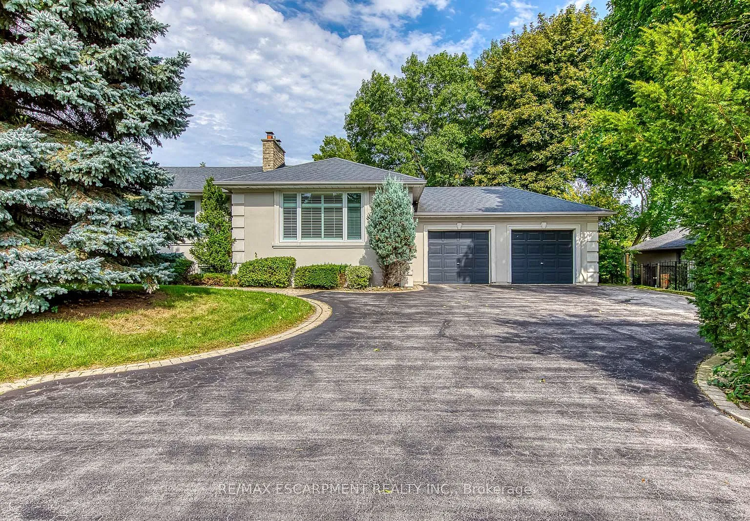4 bed, $6,000 — Photo 3