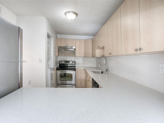 4th image of 10000 NW 80th Ct APT 2230