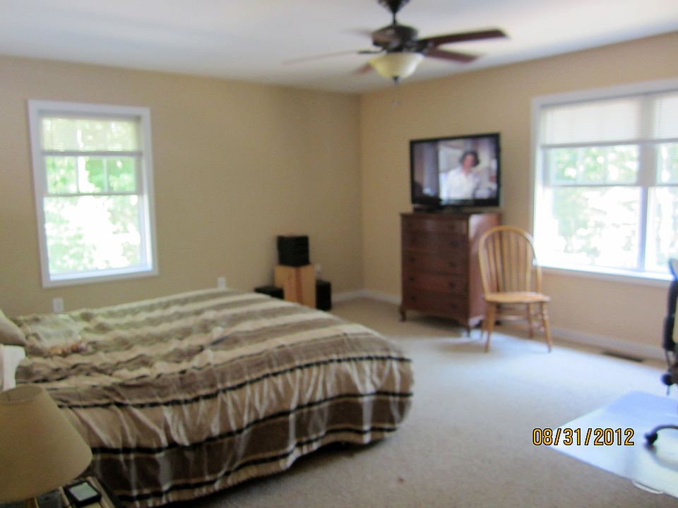 2nd image of 11 Fanning Rd