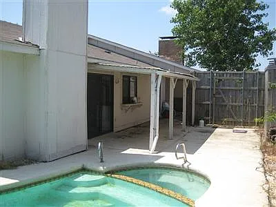 2604 Winding Creek Dr — Photo 29