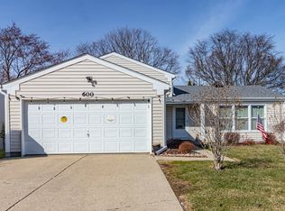 600 Thompson Blvd, Buffalo Grove, IL 60089