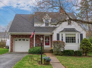 27 Myrtle Rd, Gardner, MA 01440