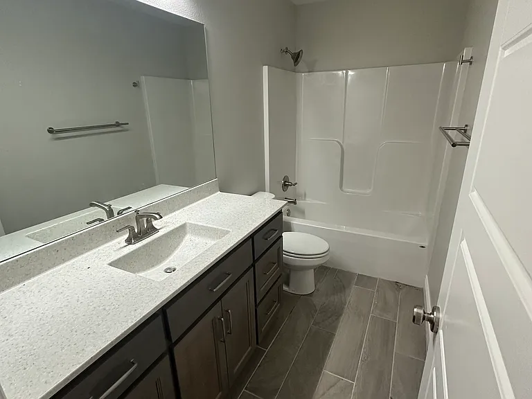 306 Forest St — Photo 8