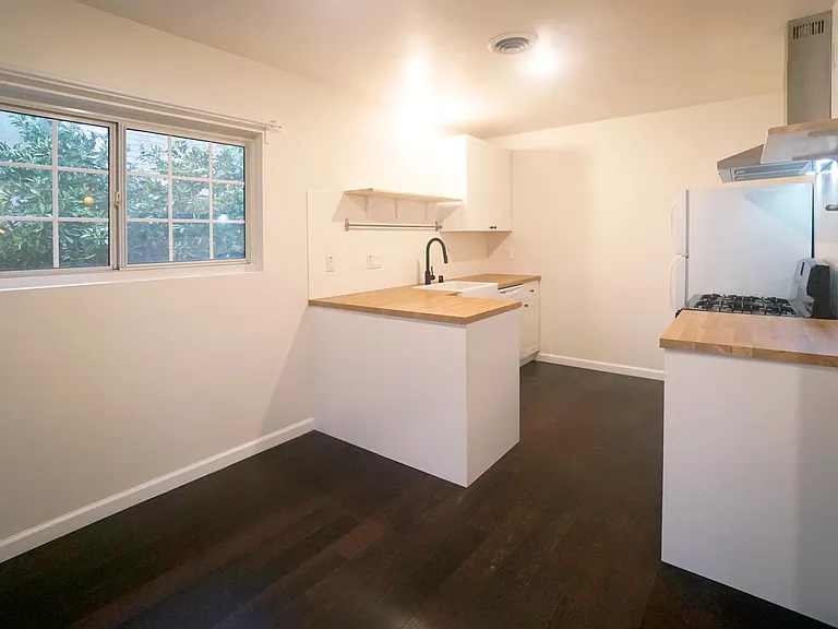 6413 Garvanza Ave — Photo 13