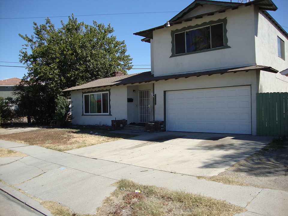 1st image of 12756 Valens St