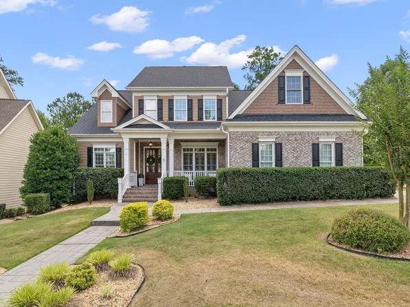 101 Synandra Ln, Holly Springs, NC 27540