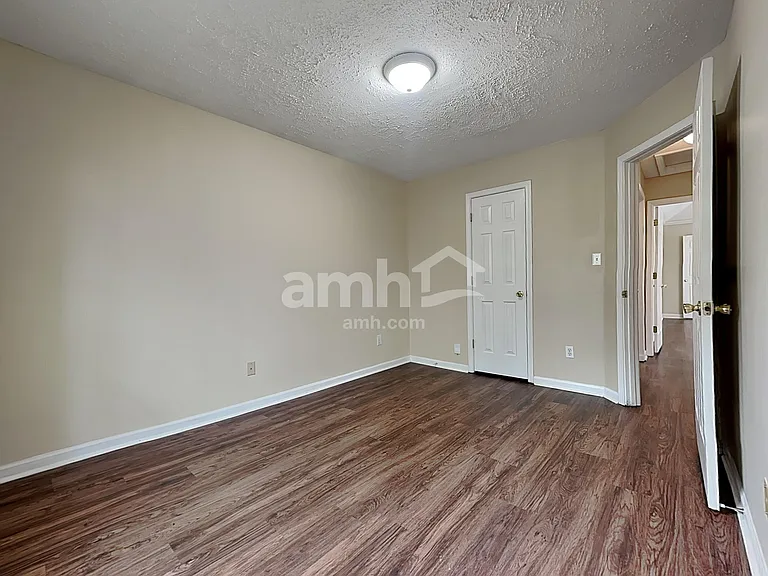 1146 Red Fern Cir E — Photo 16