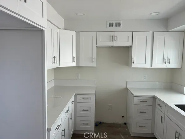 2635 E Almond Ave #B, Orange, CA 92869