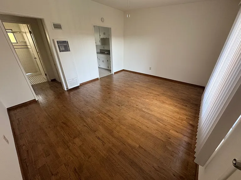 4150 Cleveland Ave #0 — Photo 3