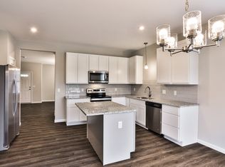 Creekside Landing, Lake Saint Louis, MO 63367