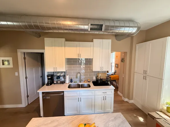 1327 Jefferson St NE #2, Minneapolis, MN 55413