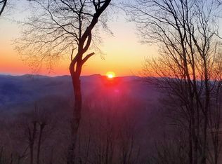 2535 El Miner Dr, Mars Hill, NC 28754