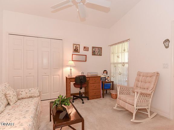 5th image of 1412 Coconut Palm Cir
