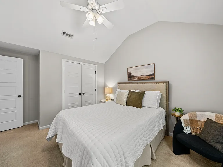 919 Award St — Photo 15