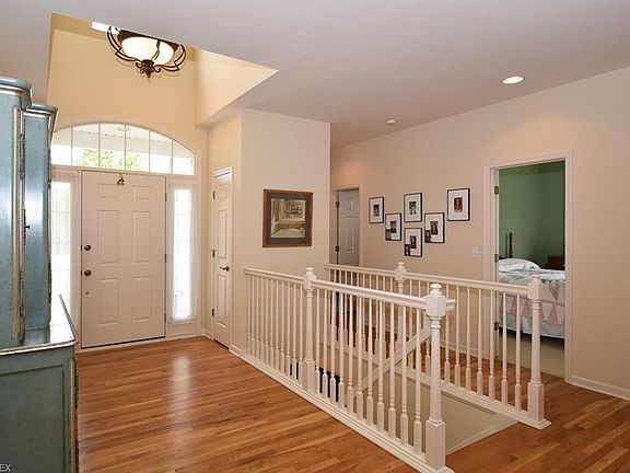 2nd image of 32921 Sorrento Ln