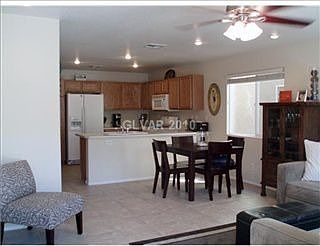 2nd image of 10337 Midnight Iris St