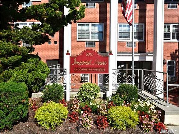4th image of 250 N Village Ave APT B17