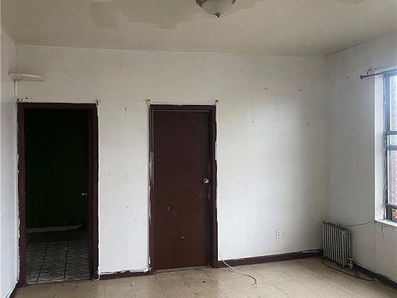 4th image of 2616 Avenue D