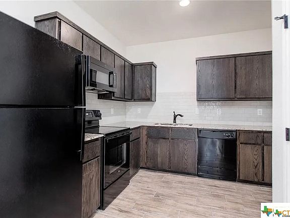 3rd image of 2409 Alterman Dr