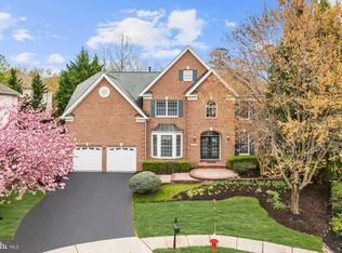 20678 Forest Overlook Ct, Sterling, VA 20165