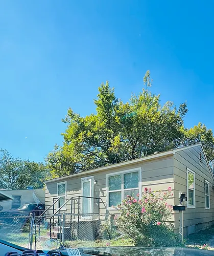 1214 N Oswego Ave #A Photo 1