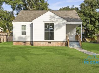 450 Oaklawn Pl, Biloxi, MS 39530