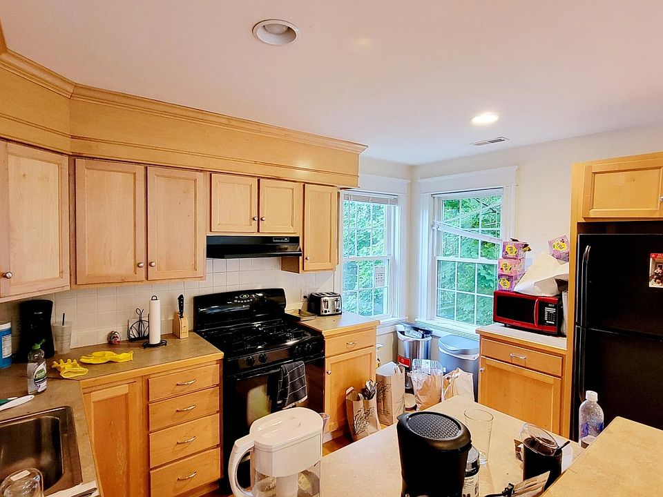 1st image of 25 Capen St #2A