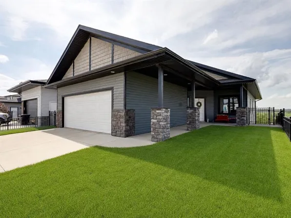 5446 E Vista Trl, Blackfalds, AB T4M 0L2