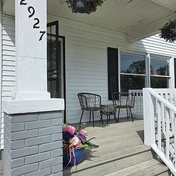 2927 Seyburn St — Photo 34