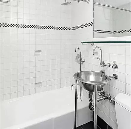 4th image of 237 Madison Ave #1603