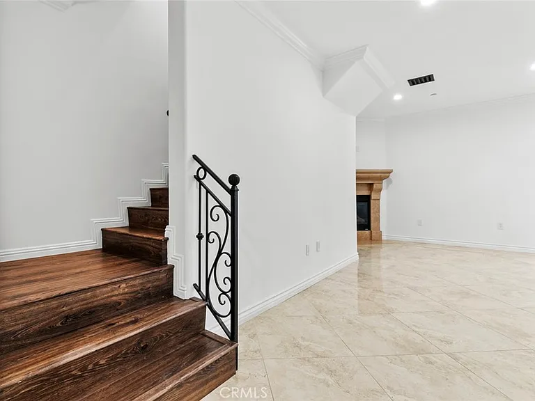 333 Milford St #105 — Photo 17