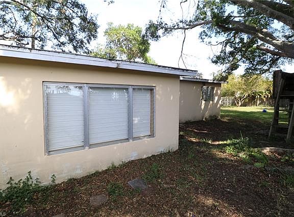 3rd image of 4333 Ellen Ave