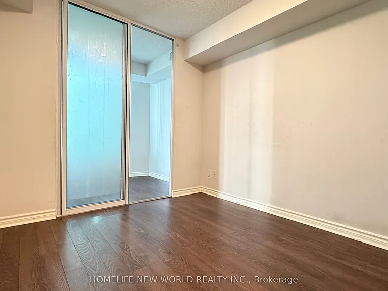 18 Spring Garden Ave #507 — Photo 7