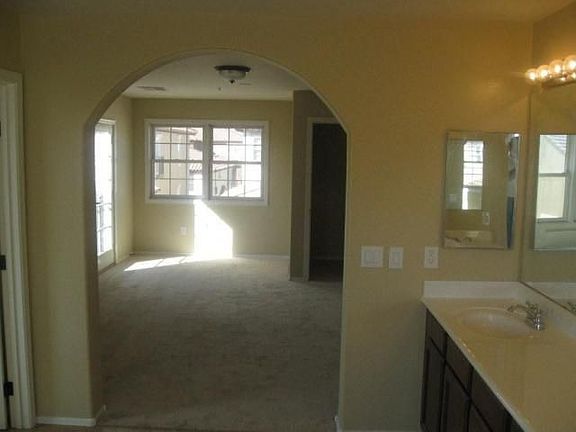 5th image of 3650 E Leslie Dr
