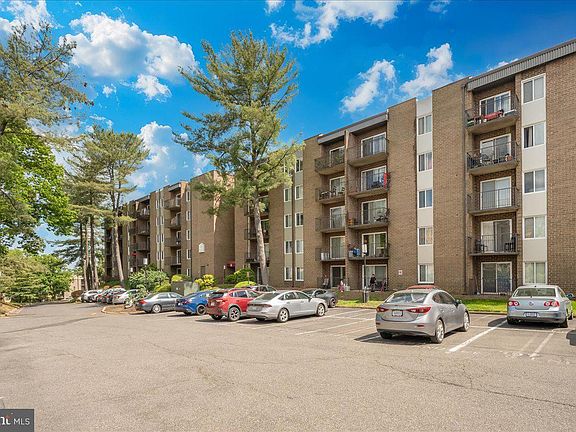2nd image of 60 S Van Dorn St APT 511