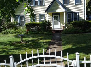 133 N Country Rd, Port jefferson, NY 11777