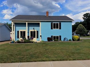 6405 Terre Dr, Brookpark, OH 44142