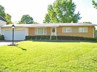 10801 Arnett Dr, Saint Louis, MO 63123