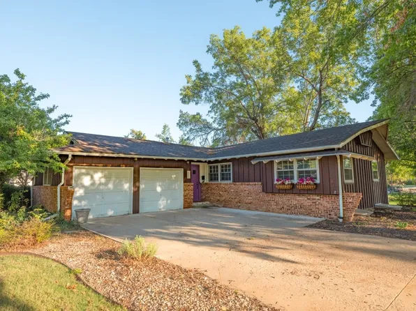 2000 Ruskin Rd, Salina, KS 67401