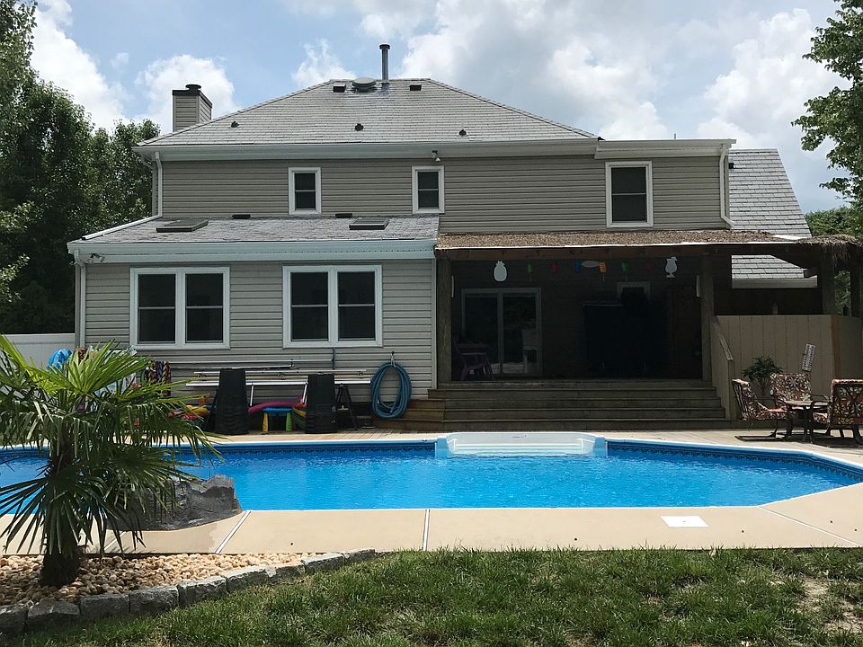 2nd image of 516 Royal Grant Dr