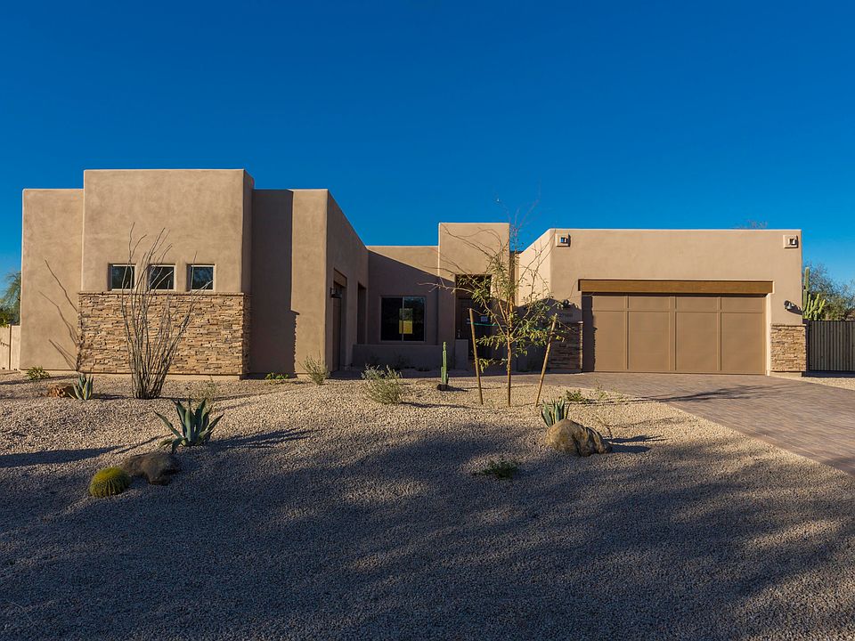 1st image of 63 E Dixileta Dr