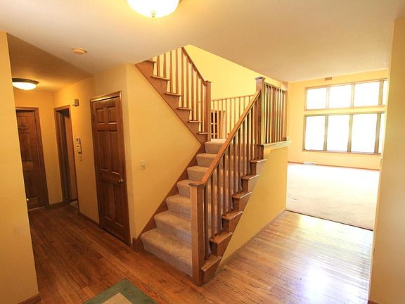 4th image of 1230 Glen Eagles COURT #22-11