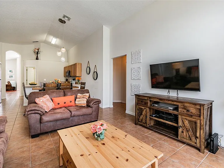146 Rosso Dr — Photo 22